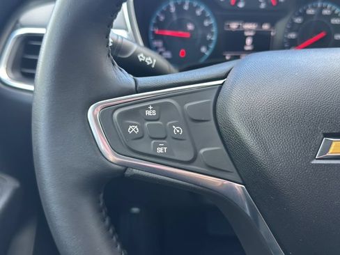 Used 2018 Chevrolet Equinox LT FWD image 18