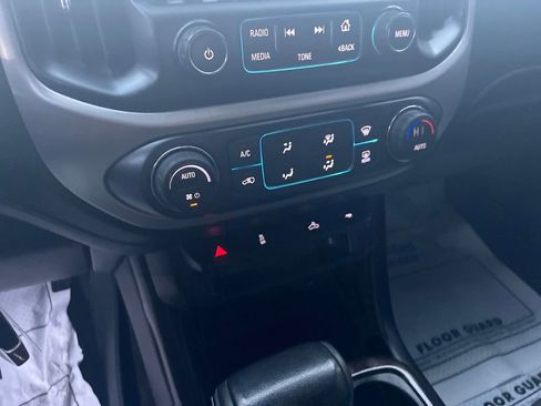 Used 2017 GMC Canyon SLE w/ SLE Convenience Package image 15