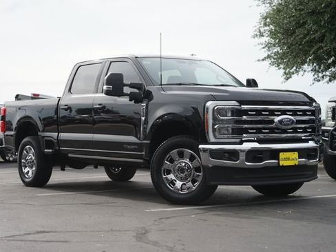 Certified 2023 Ford F250 Lariat w/ Lariat Ultimate Package AWD/4WD image 2