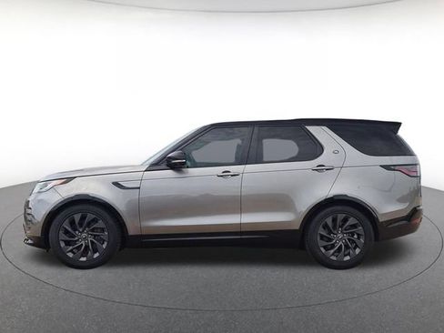 Used 2024 Land Rover Discovery Dynamic SE AWD/4WD image 8