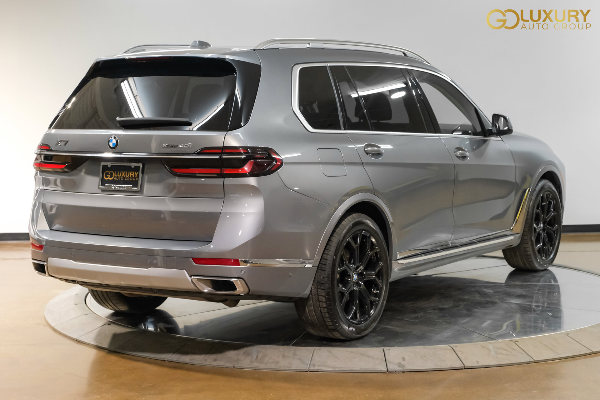 Used 2025 BMW X7 xDrive40i AWD/4WD image 10