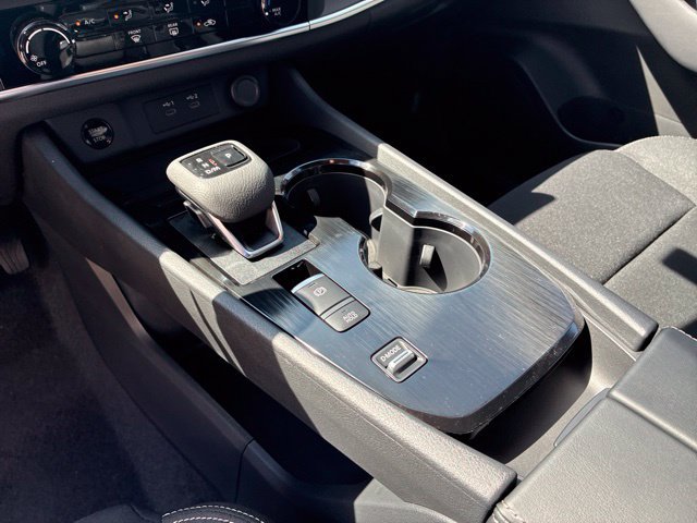 New 2027 Nissan Rogue S FWD image 13