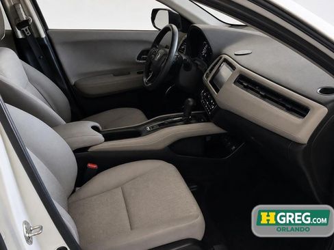Used 2017 Honda HR-V EX image 15