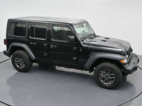 Used 2024 Jeep Wrangler Unlimited Sport AWD/4WD image 47