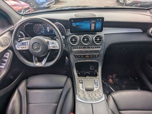 Certified 2021 Mercedes-Benz GLC 300 image 2