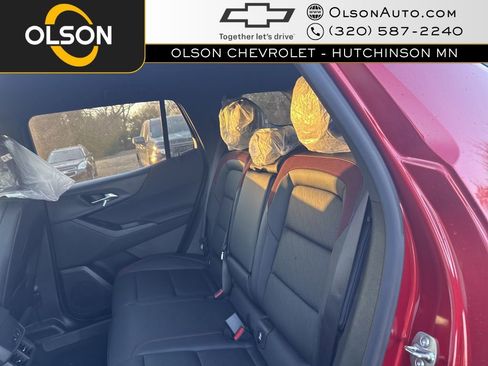 New 2026 Chevrolet Equinox RS image 18