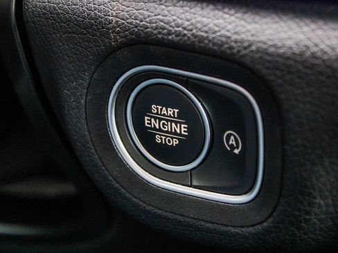 Used 2022 Mercedes-Benz GLS 450 4MATIC image 33