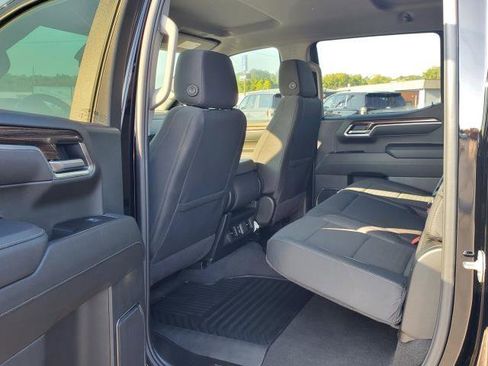 Used 2025 Chevrolet Silverado 1500 LT image 23