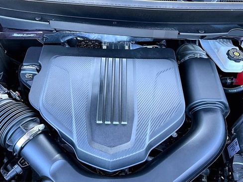 Used 2025 Chevrolet Traverse High Country image 32