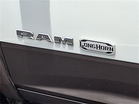 Used 2022 RAM 2500 Limited image 30