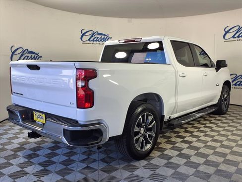Used 2023 Chevrolet Silverado 1500 LT image 25