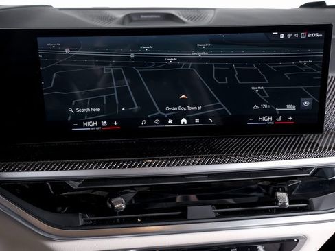 Used 2024 BMW X7 M60i w/ Executive Package image 47