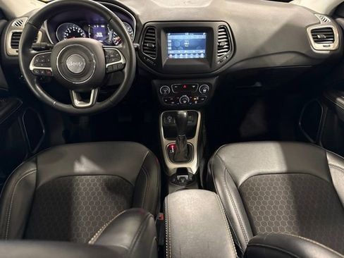 Used 2020 Jeep Compass Latitude FWD image 4