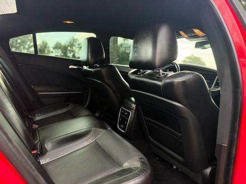 Used 2022 Dodge Charger SXT w/ Plus Group RWD image 13