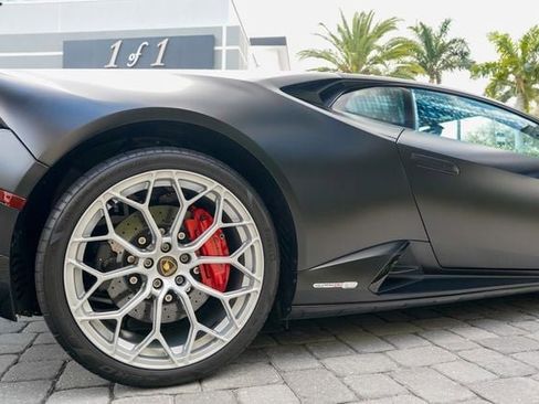 Used 2022 Lamborghini Huracan EVO image 61
