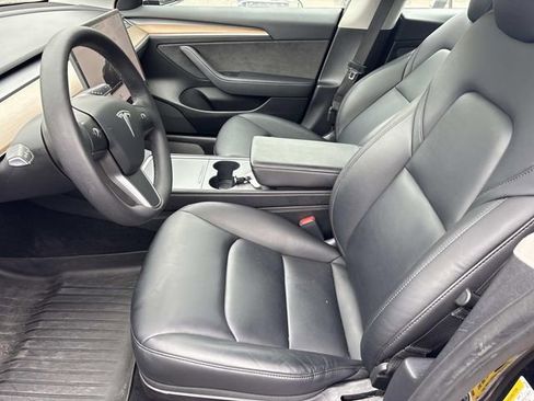 Used 2022 Tesla Model 3 image 24