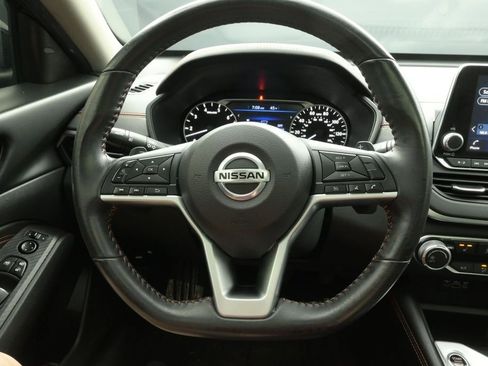 Used 2022 Nissan Altima 2.5 SR w/ Midnight Edition Package AWD/4WD image 28