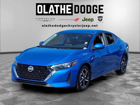Used 2024 Nissan Sentra SV FWD image 1