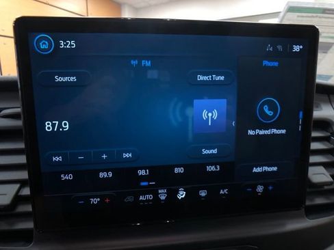 New 2026 Ford Transit 250 148 Medium Roof w/ Load Area Protection Package image 14