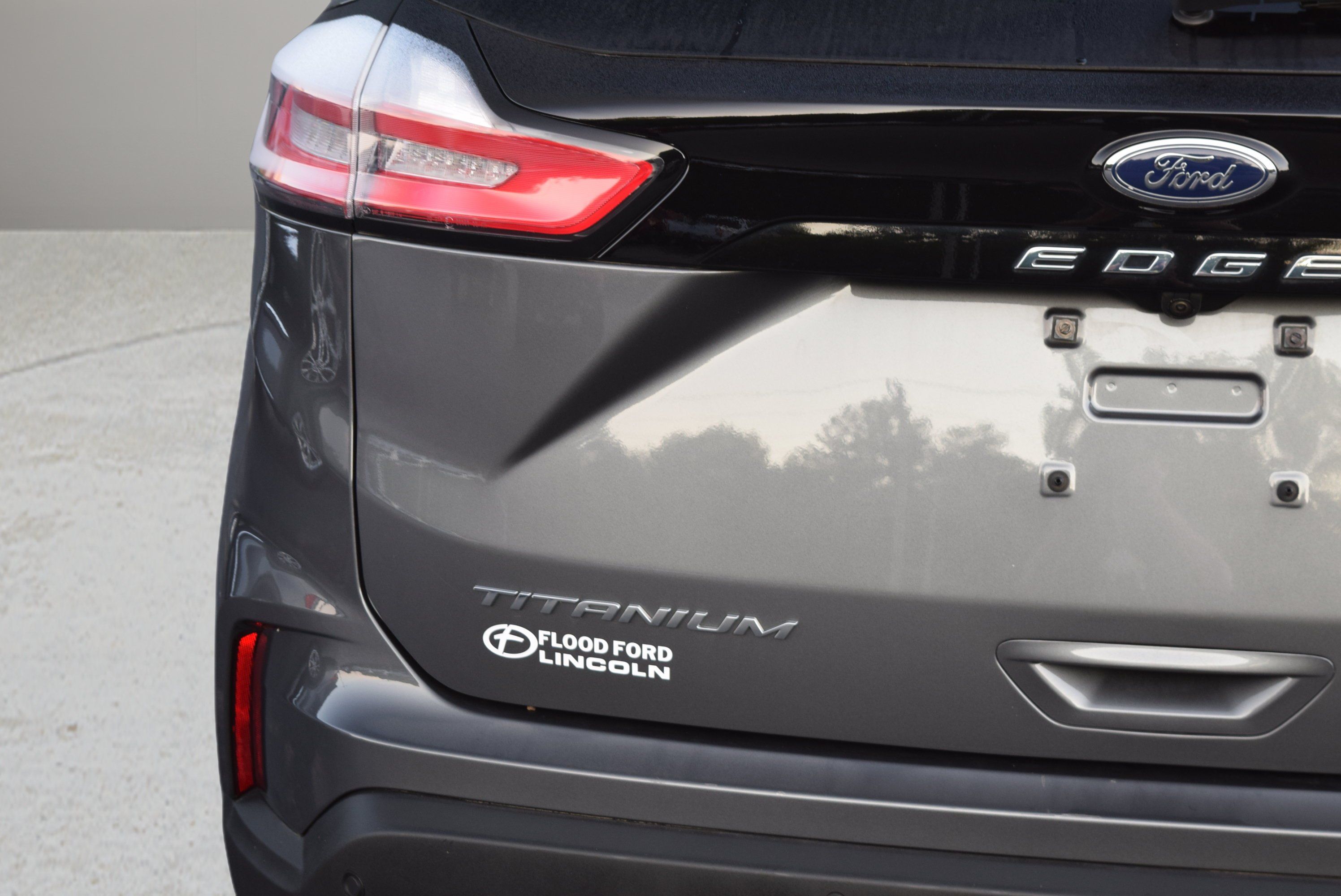 Certified 2023 Ford Edge Titanium AWD/4WD image 6