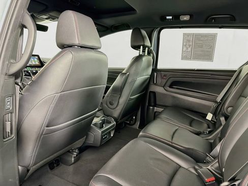Used 2023 Honda Odyssey Sport image 34