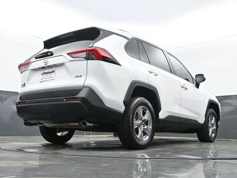 Used 2022 Toyota RAV4 XLE image 29