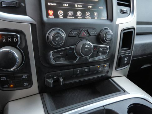 Used 2016 RAM 1500 Big Horn image 23