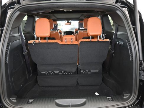 New 2026 Chrysler Pacifica Pinnacle image 37