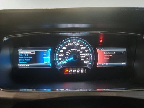 Used 2017 Ford Taurus SEL w/ Equipment Group 201A AWD/4WD image 13