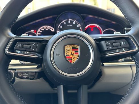 Certified 2021 Porsche Panamera image 24