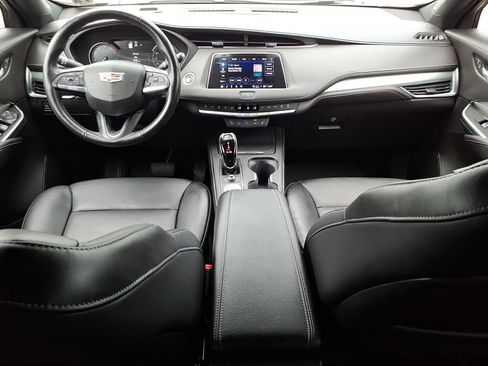 Certified 2023 Cadillac XT4 Premium Luxury w/ Cold Weather Package AWD/4WD image 10