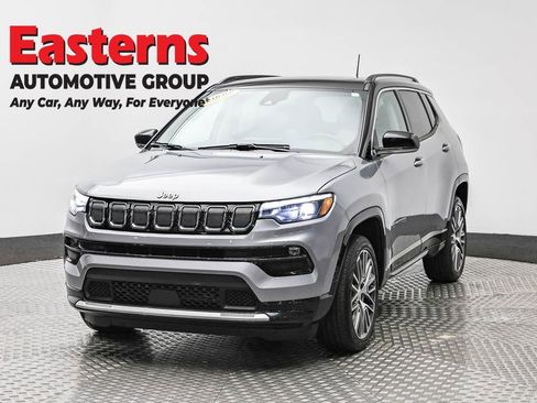 Used 2022 Jeep Compass Limited w/ Elite Group image 1