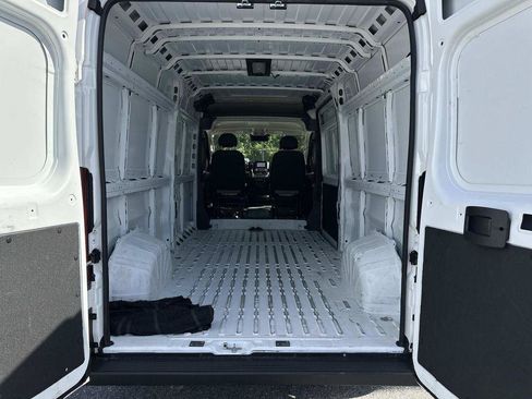 Used 2025 RAM ProMaster 3500 w/ Convenience Group FWD image 34