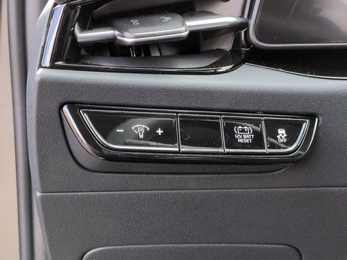 New 2026 Kia Niro EX FWD image 18