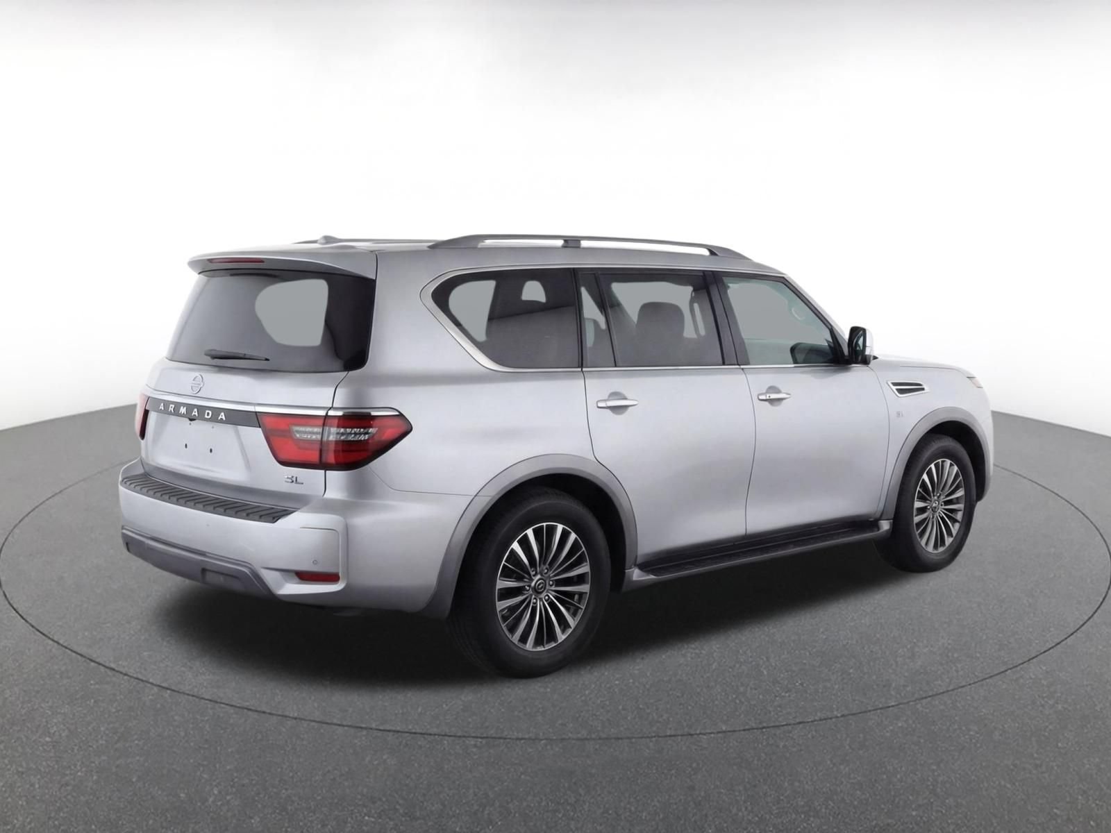 Used 2024 Nissan Armada SL RWD image 7