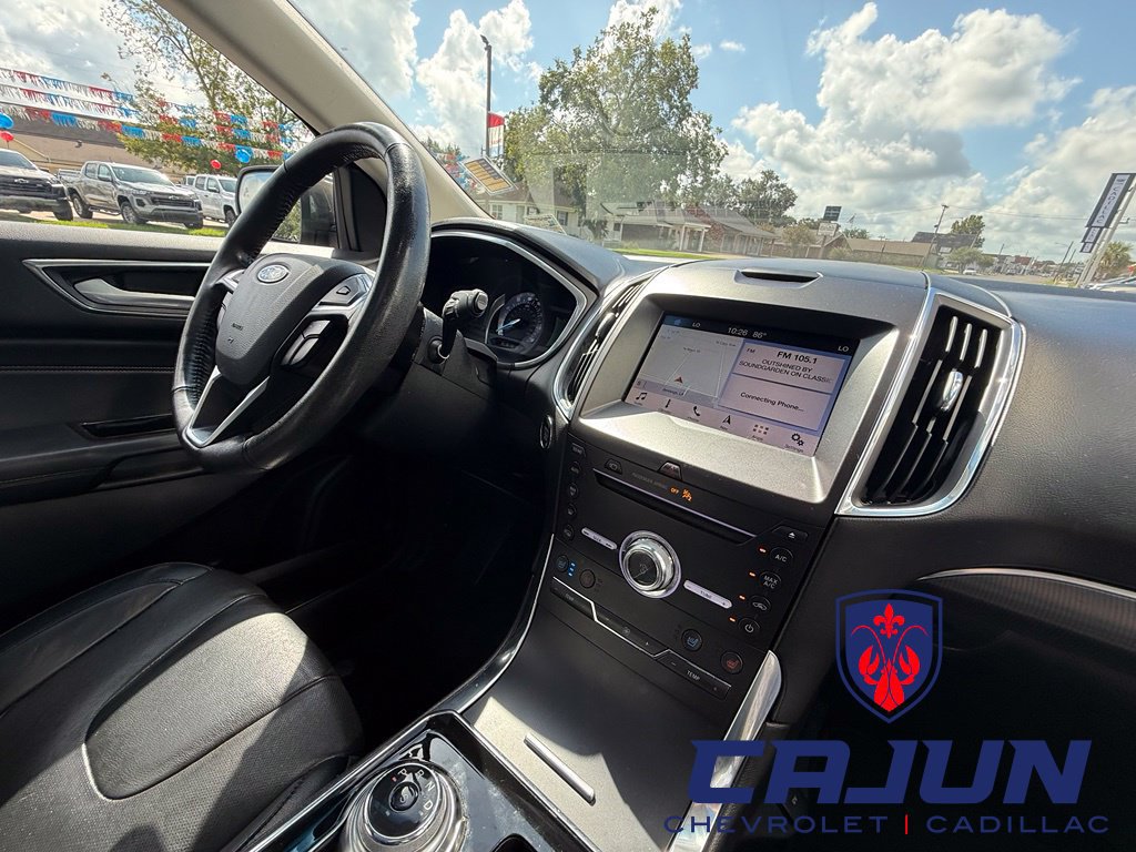 Used 2019 Ford Edge Titanium w/ Equipment Group 301A FWD image 23