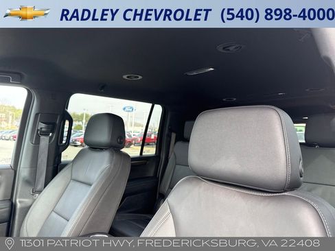 Certified 2025 Chevrolet Suburban LT AWD/4WD image 2