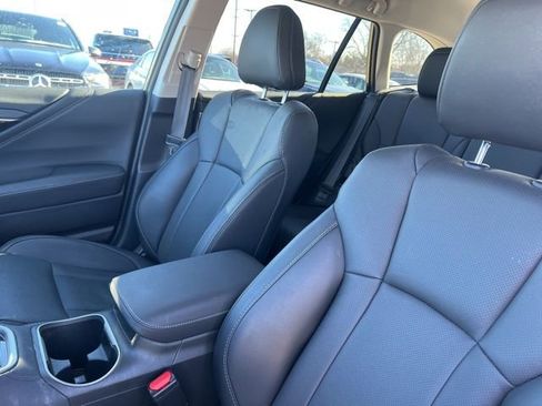 Used 2025 Subaru Outback Limited image 7
