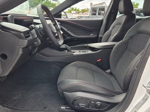 New 2026 Dodge Charger R/T w/ Driver Convenience Group AWD/4WD image 10