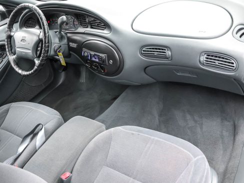 Used 1997 Ford Taurus GL image 7