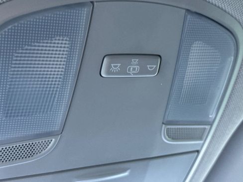 Used 2019 Hyundai Ioniq Limited image 22