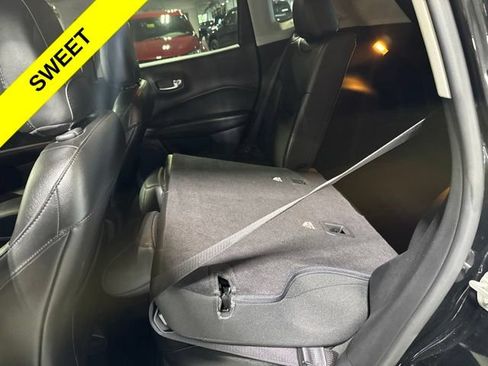 Used 2021 Jeep Compass Latitude AWD/4WD image 27