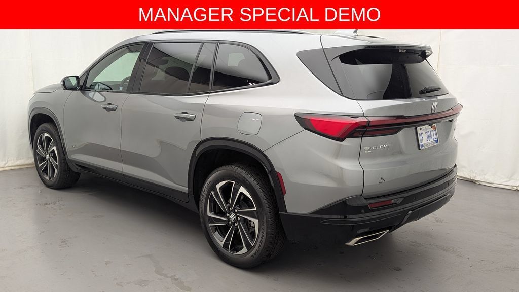 Used 2026 Buick Enclave Sport Touring w/ Power Package AWD/4WD image 5