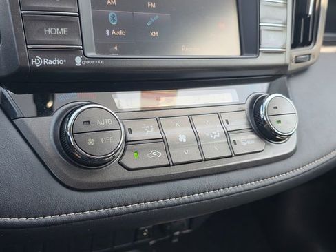 Used 2015 Toyota RAV4 XLE FWD image 25