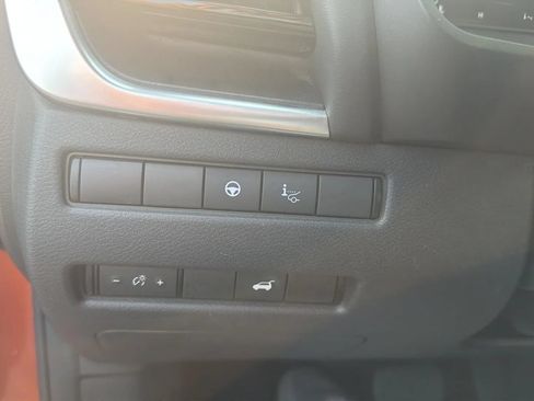 Used 2021 Nissan Rogue Platinum FWD image 24