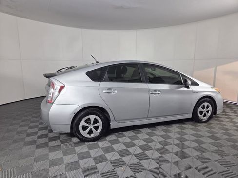 Used 2015 Toyota Prius Two image 6