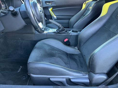 Used 2017 Subaru BRZ Series.Yellow image 13