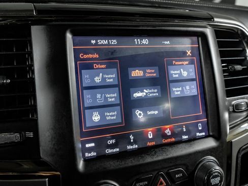 Used 2018 RAM 2500 Laramie w/ Sport Appearance Group image 28