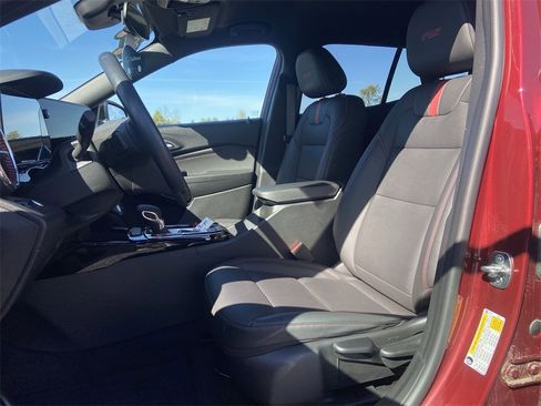 Certified 2024 Chevrolet Trax RS image 18