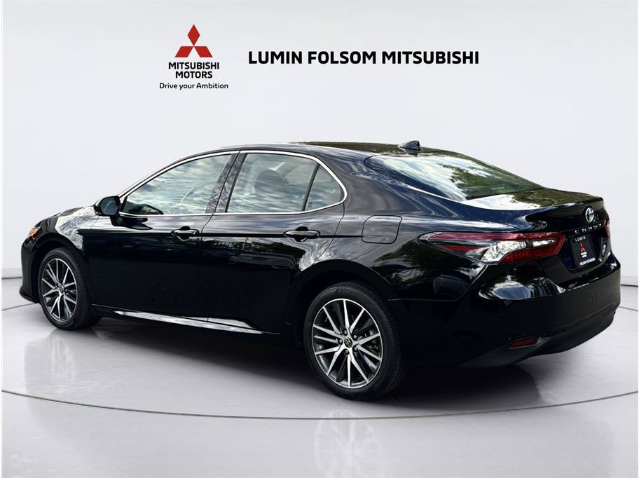 Used 2023 Toyota Camry XLE w/ Navigation Package AWD/4WD image 3